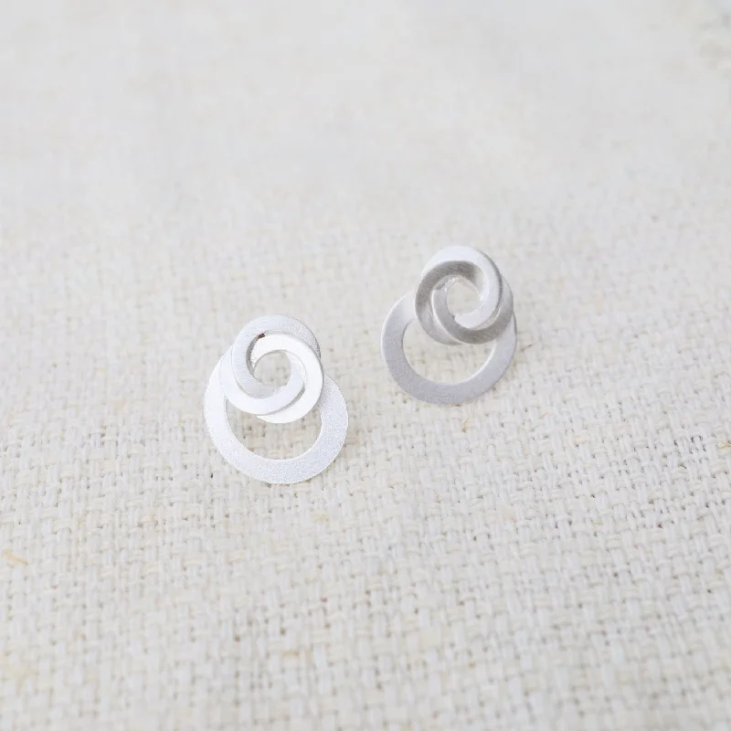 Mini Knot Circle Post Earring