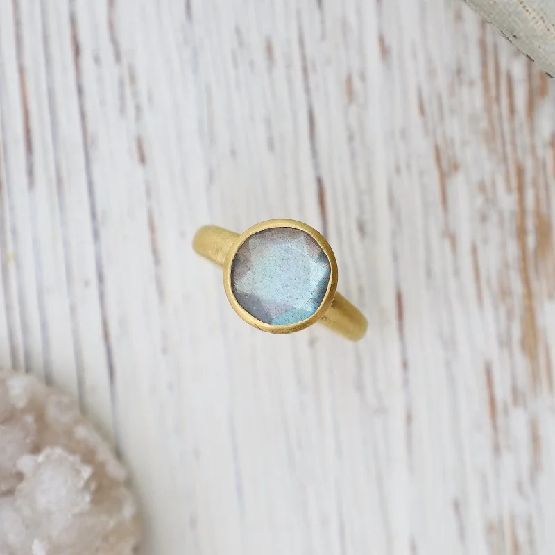 Joy Labradorite Ring