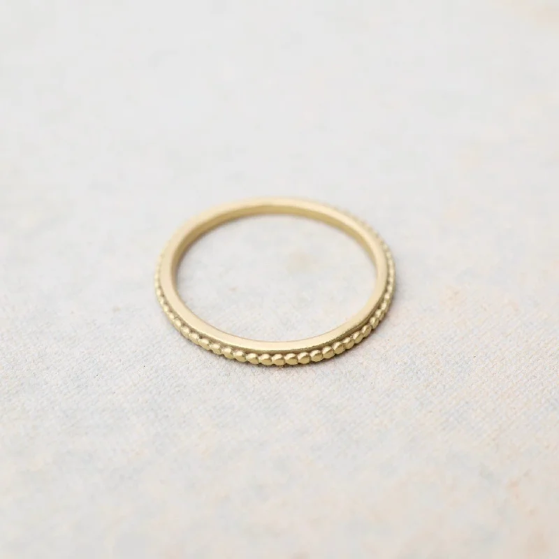 18k Tiny Raised Dot Stacking Band