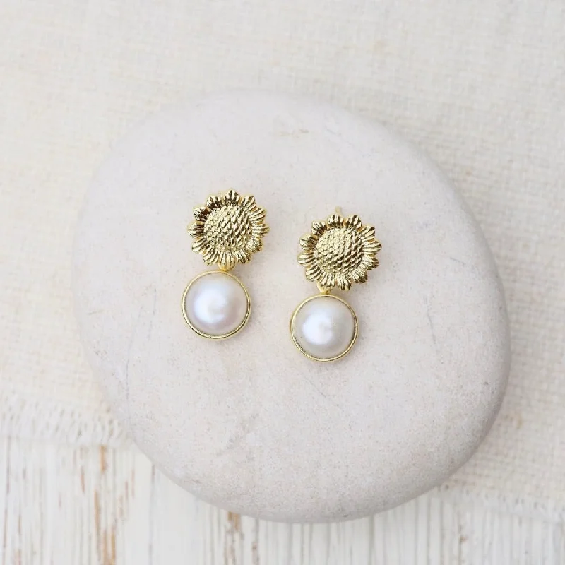 Sunflower with Pearl Earrings