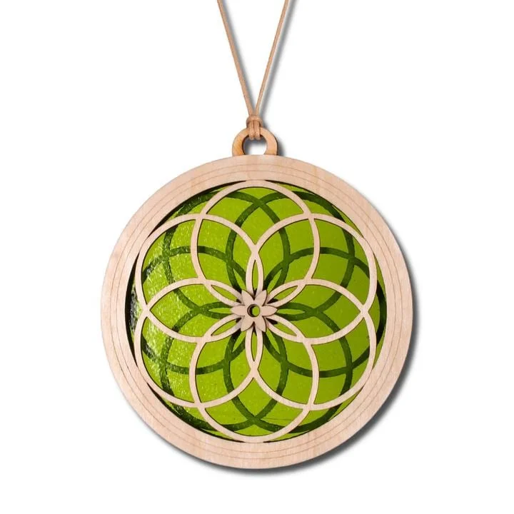 Standard 6" Suncatcher - Interlocking Rings in Lime Green